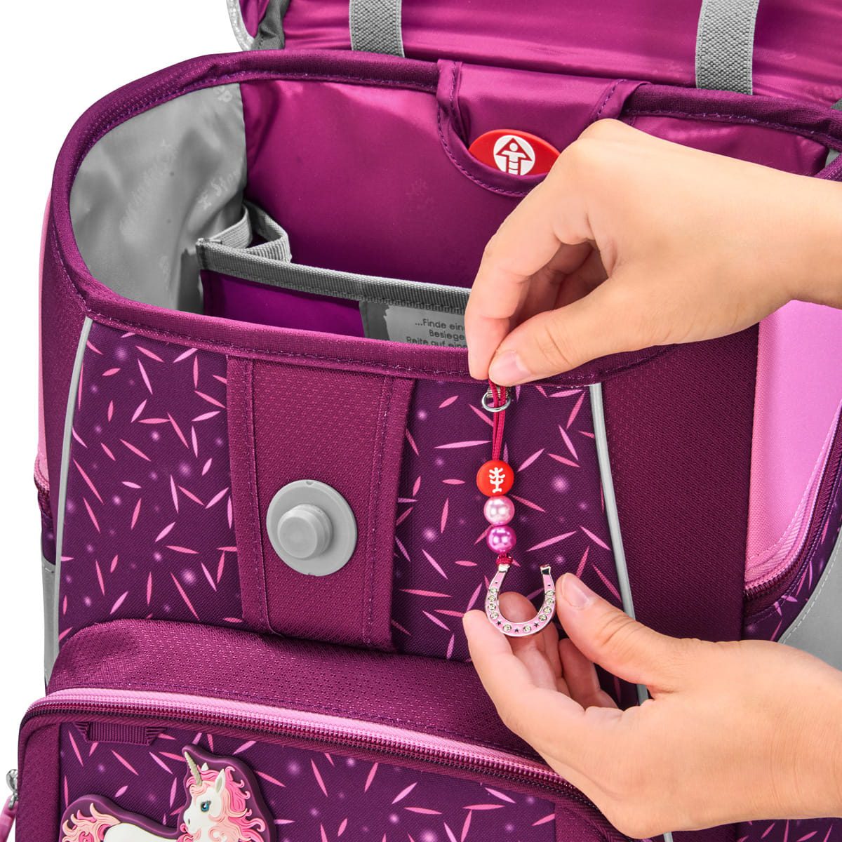 00138045awd3 Step by Step Space