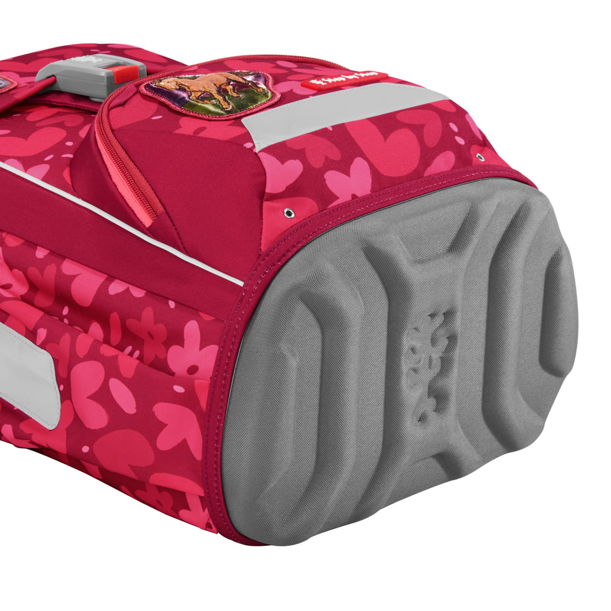 00138056det2 Step by Step Giant Wild Horse Nora